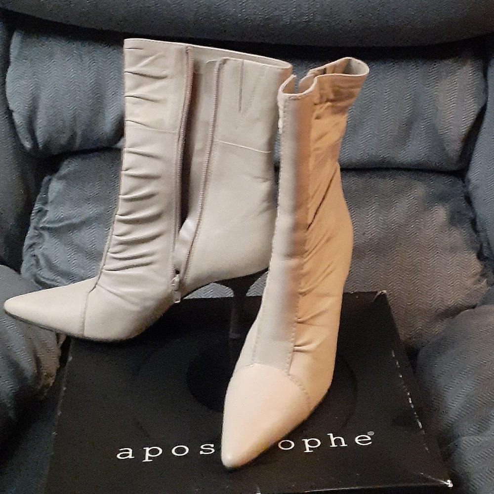 Apostrophe Leather Boots